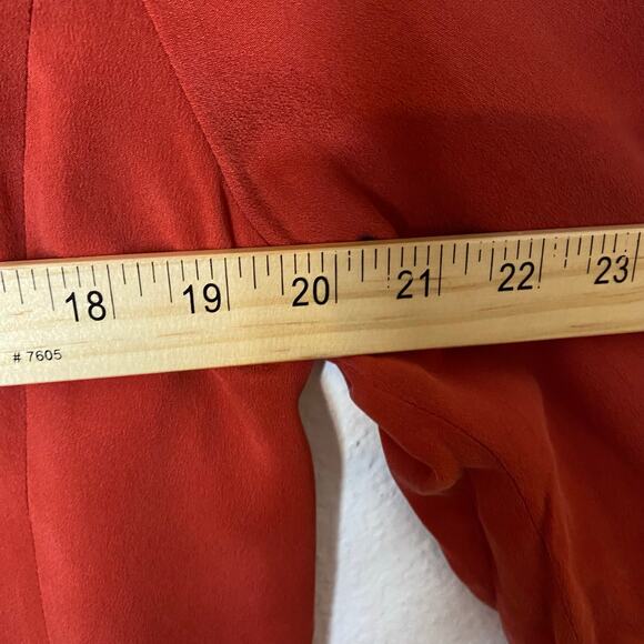 Travis Ayer's Vintage Red 100% Silk Button Down Blouse Size 8 - Picture 2 of 9